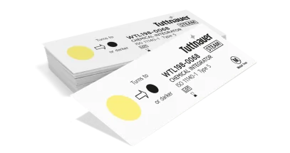 Tuttnauer chemical indicator strips with colour-change spot